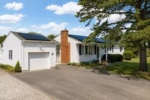 748 Warren Ave, Swansea, MA 02777 - Photo 1