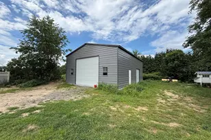 748 Warren Ave, Swansea, MA 02777 - Photo 21