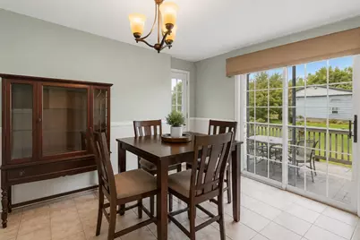 748 Warren Ave, Swansea, MA 02777 - Photo 9