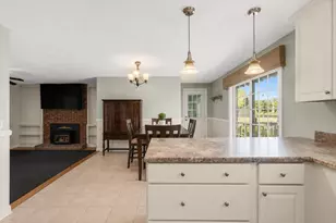 748 Warren Ave, Swansea, MA 02777 - Photo 7