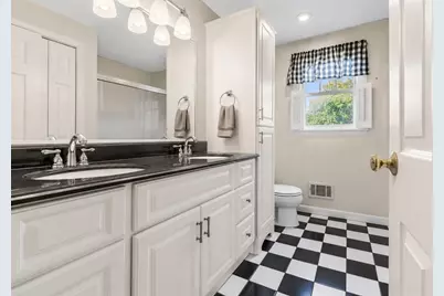 748 Warren Ave, Swansea, MA 02777 - Photo 13