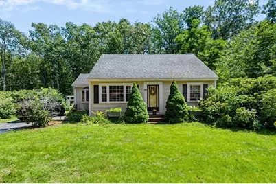 19 Middle Rd, Amesbury, MA 01913 - Photo 3