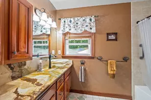 19 Middle Rd, Amesbury, MA 01913 - Photo 11