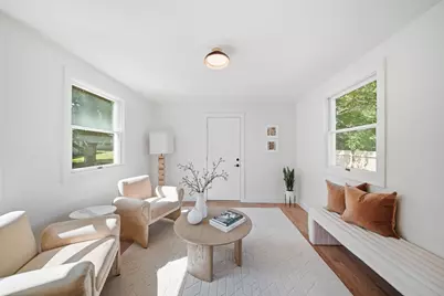 219 Hunting Rd, Needham, MA 02494 - Photo 7