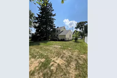 46 Cherry St, Newton, MA 02465 - Photo 7