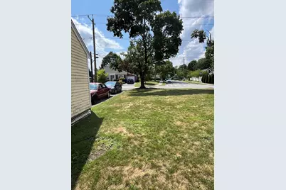 46 Cherry St, Newton, MA 02465 - Photo 5