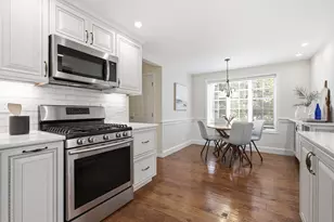2 Greystone Dr, Middleton, MA 01949 - Photo 7