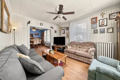 52 Mason St, Salem, MA 01970 - Photo 5