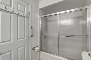 127 Kilsyth Rd, Boston, MA 02135 - Photo 23