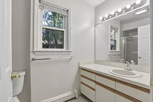 127 Kilsyth Rd, Boston, MA 02135 - Photo 25