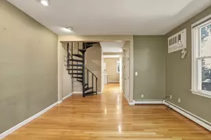 127 Kilsyth Rd, Boston, MA 02135 - Photo 3