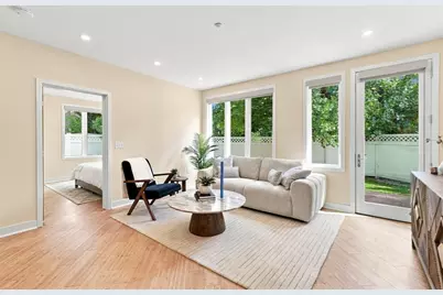 24 Bay State Rd #4, Cambridge, MA 02138 - Photo 1