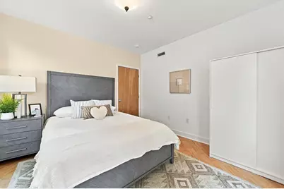 24 Bay State Rd #4, Cambridge, MA 02138 - Photo 19