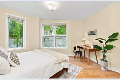 24 Bay State Rd #4, Cambridge, MA 02138 - Photo 15