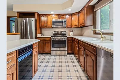 22 Oak Cir, Princeton, MA 01541 - Photo 5