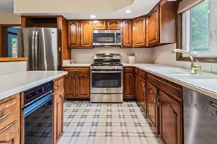 22 Oak Cir, Princeton, MA 01541 - Photo 5