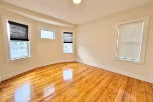 21 Macarthur St, Somerville, MA 02145 - Photo 9