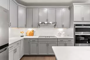 7 Green St, Shrewsbury, MA 01545 - Photo 3