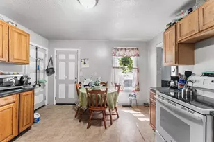 13-15 Cass St, Springfield, MA 01104 - Photo 5