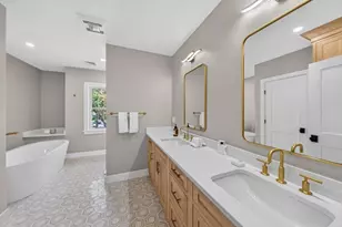 11 Viking Rd, Winchester, MA 01890 - Photo 15
