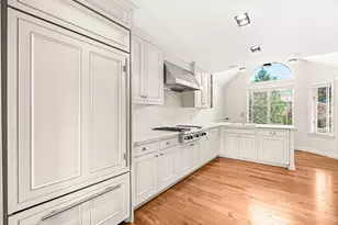 7 Wainwright Rd, Winchester, MA 01890 - Photo 15