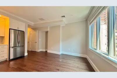 371 Main St #8, Woburn, MA 01801 - Photo 3