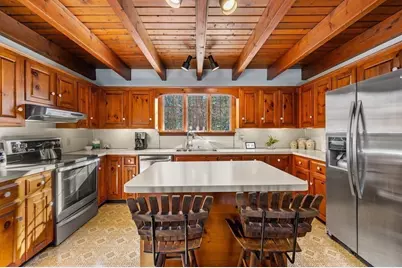 25 Indian Pond Rd, Kingston, MA 02364 - Photo 9