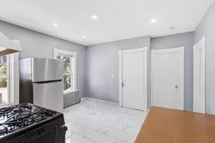 132 Huntington St, Brockton, MA 02301 - Photo 23