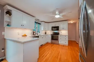 7 Magnolia Dr, Ayer, MA 01432 - Photo 5
