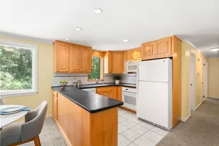 45 Needham St, Norfolk, MA 02056 - Photo 21
