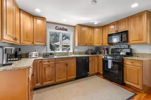 118 Wayside Dr, Brewster, MA 02631 - Photo 7