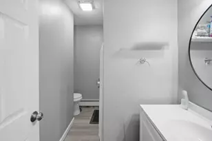 15 Warriner Ave, Springfield, MA 01108 - Photo 11