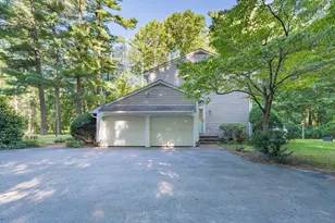 2 Nottingham Dr, Raynham, MA 02767 - Photo 5