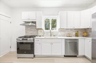 29 Wentworth Ave, Stoughton, MA 02072 - Photo 11