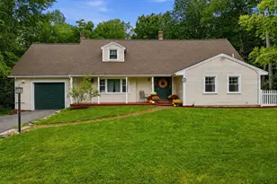 51 Whittemore Rd, Sturbridge, MA 01566 - Photo 1