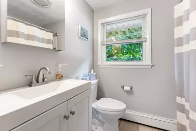 64 Hemenway Rd, Framingham, MA 01701 - Photo 15