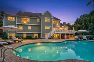 2 Goldman Cir, Bedford, MA 01730 - Photo 33