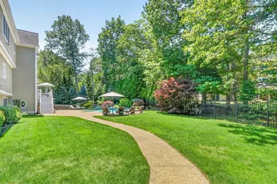 2 Goldman Cir, Bedford, MA 01730 - Photo 29