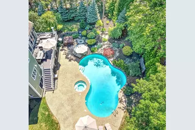 2 Goldman Cir, Bedford, MA 01730 - Photo 35