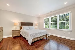 2 Goldman Cir, Bedford, MA 01730 - Photo 19