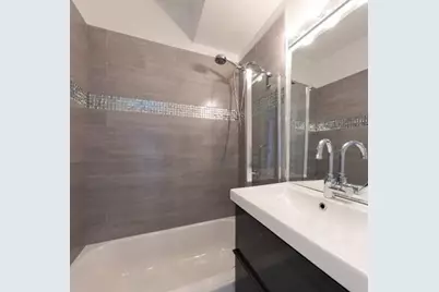 12 Stoneholm St #623, Boston, MA 02115 - Photo 11