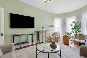 124 Spruce St, Watertown, MA 02472 - Photo 5