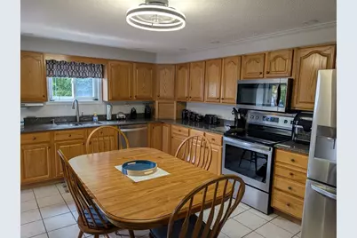 50 Ash St, Gardner, MA 01440 - Photo 3