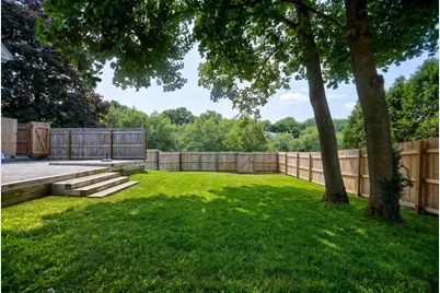 31 Poole St, Woburn, MA 01801 - Photo 7