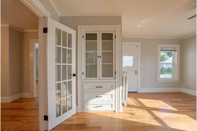 31 Poole St, Woburn, MA 01801 - Photo 13
