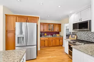 136 Davis Rd, Acton, MA 01720 - Photo 5