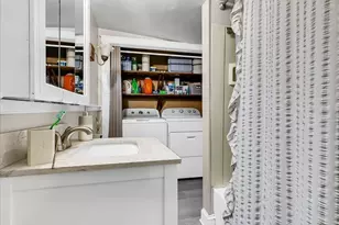 2 Lexington St, Woburn, MA 01801 - Photo 17