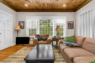 2 Lexington St, Woburn, MA 01801 - Photo 11