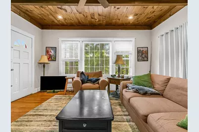 2 Lexington St, Woburn, MA 01801 - Photo 11