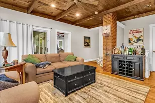 2 Lexington St, Woburn, MA 01801 - Photo 9